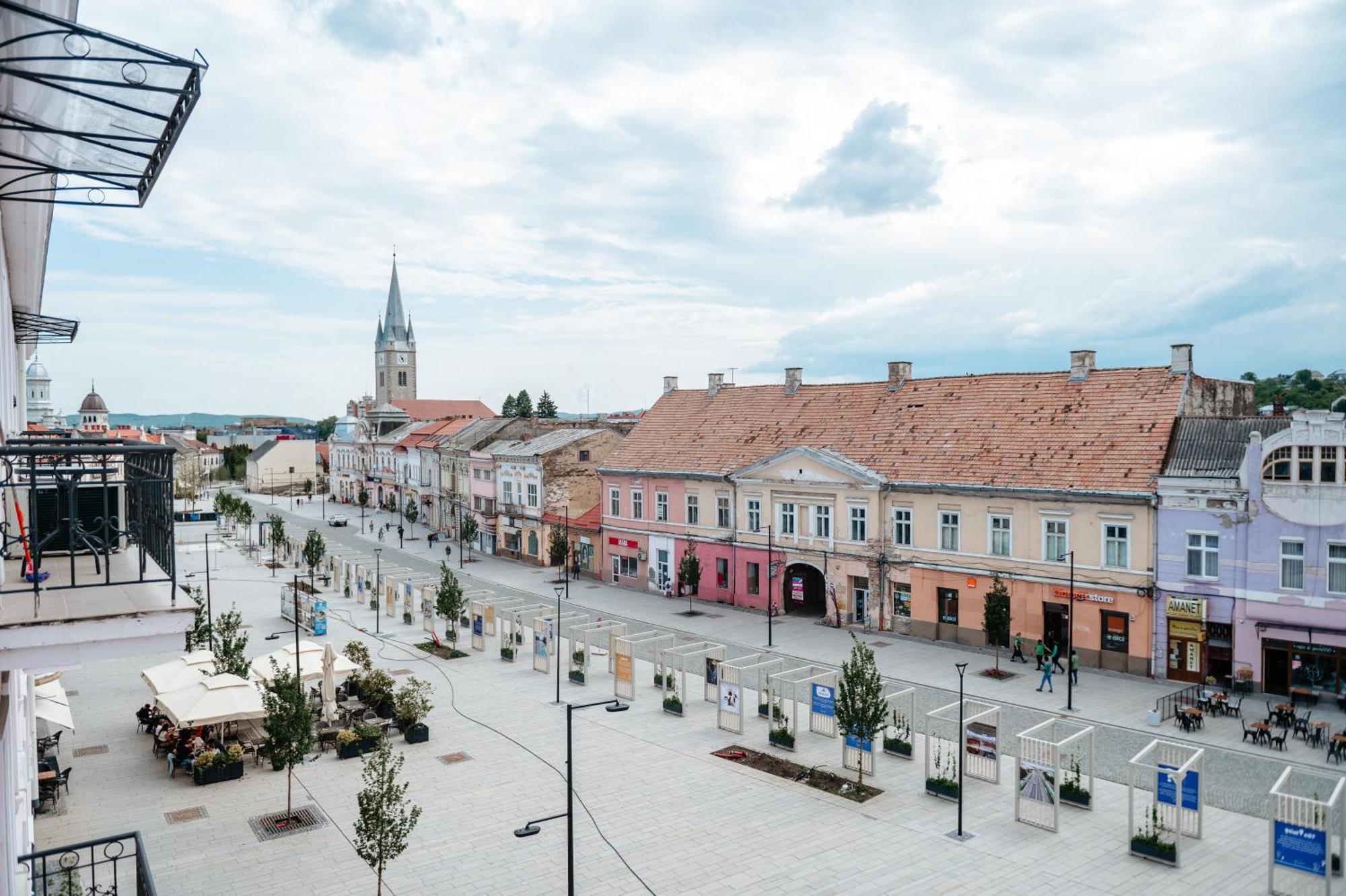Central Nest Turda Exterior foto